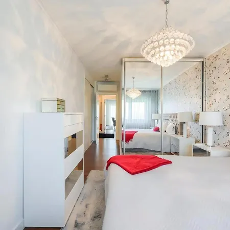 Apartment Wisteria Guest House, Kostenloses Parken Aveiro